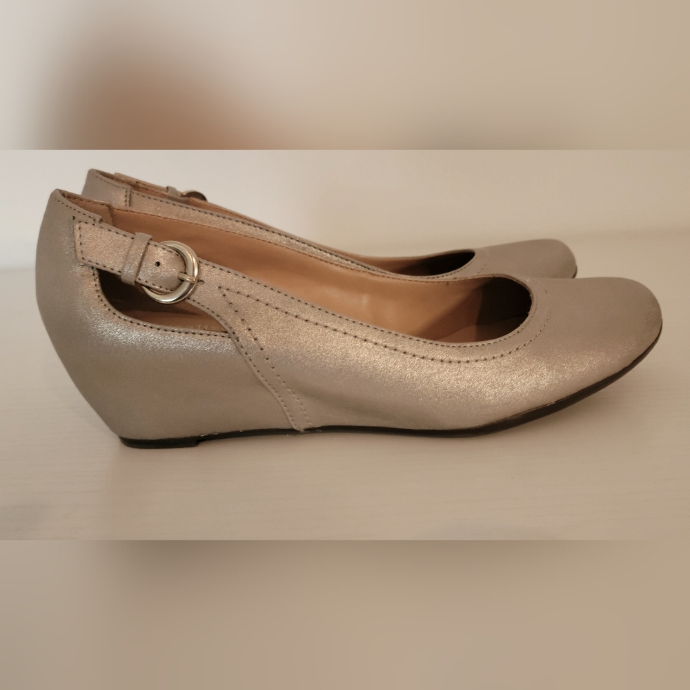 Naturalizer Metallic Wedge Shoes - Silver Sz 9